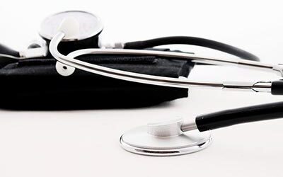 Wir suchen: Hausärztin/Hausarzt (m/w/d) in Teilzeit (0,5 VK)